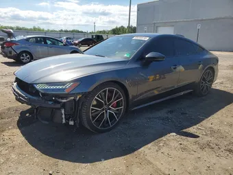 2022 Audi S7 WAUPFBF25NN036162