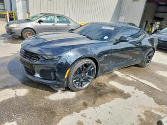 2021 Chevrolet Camaro 1G1FB1RSXM0142188