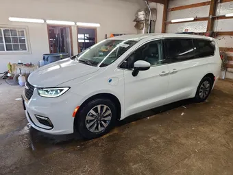 2023 Chrysler Pacifica 2C4RC1L77PR618395 Lot 57769186