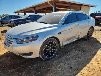 2019 Ford Taurus 1FAHP2J88KG116044