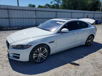 2017 Jaguar XE SAJAJ4BV8HA975404