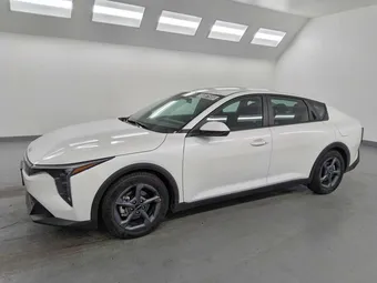 2026 Kia K4 3KPFT4DE3TE269040