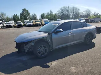2025 Kia K4 3KPFT4DEXSE010432