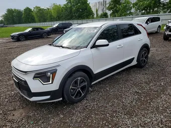 2023 Kia Niro KNDCP3LE5P5061164