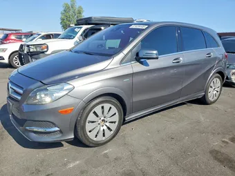 2017 Mercedes-Benz B-Class WDDVP9AB7HJ016326