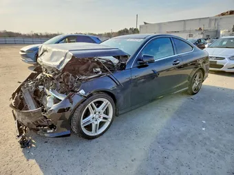 2015 Mercedes-Benz C-Class WDDGJ4HB2FG361261