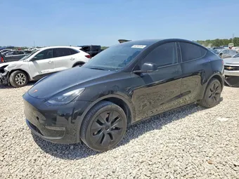 2024 Tesla Model Y 7SAYGDED3RA305878