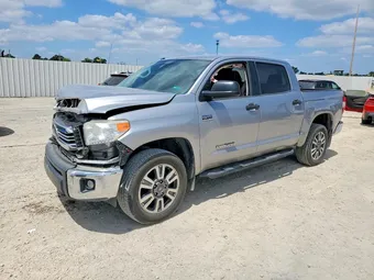 2017 Toyota Tundra 5TFDW5F17HX665364