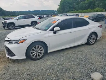 2018 Toyota Camry 4T1B11HK1JU560844 Lot 56809546