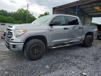 2017 Toyota Tundra 5TFDW5F10HX625420