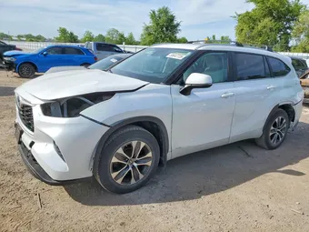 2023 Toyota Highlander 5TDKBRCH7PS136657 Lot 55647726