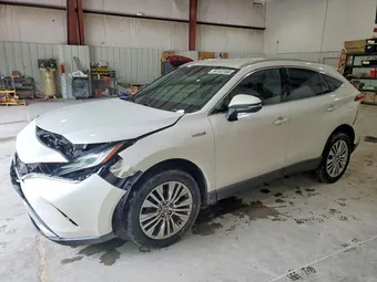 2021 Toyota Venza JTEAAAAH3MJ022503