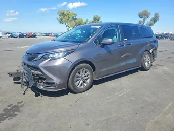 2022 Toyota Sienna 5TDKRKEC0NS101718 Lot 49006226