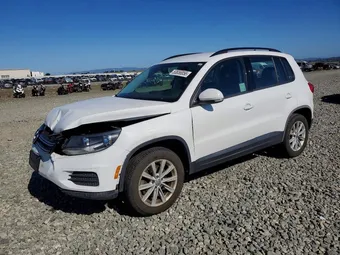 2017 Volkswagen Tiguan WVGAV7AX3HK042796 Lot 53656856