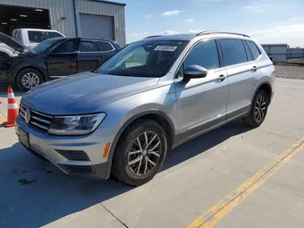 2020 Volkswagen Tiguan 3VV3B7AX0LM059399 Lot 51038876
