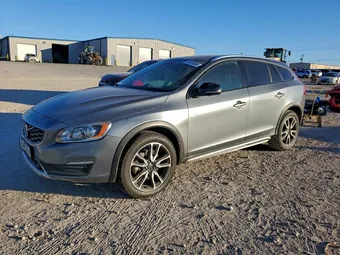 2017 Volvo V60 YV440MWK6H1036067