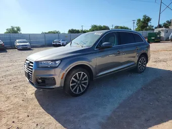 2017 Audi Q7 WA1VAAF75HD029408