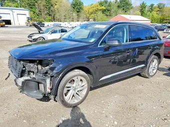 2020 Audi Q7 WA1LXAF70LD001353