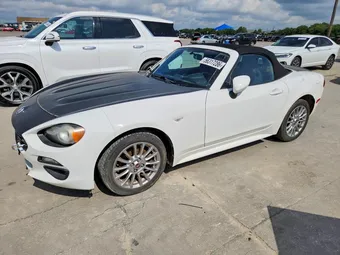 2018 Fiat 124 Spider JC1NFAEK1J0137502