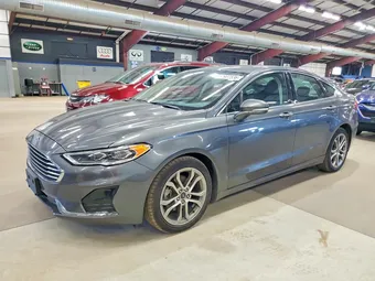 2019 Ford Fusion 3FA6P0CD2KR110383
