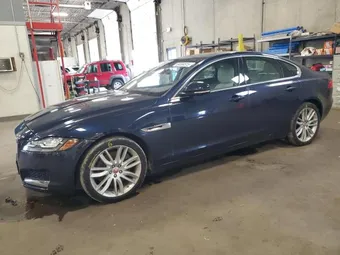 2016 Jaguar XF SAJBK4BV1GCY19743