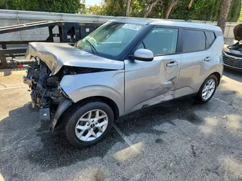 2025 Kia Soul KNDJ23AU4S7943892 Lot 50965976