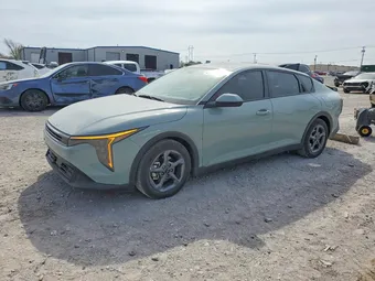 2025 Kia K4 3KPFT4DE9SE009112