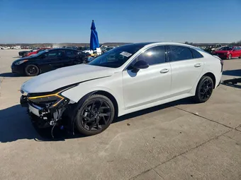 2026 Kia K5 KNAG64J79T5409814