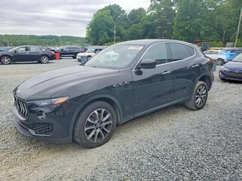 2017 Maserati Levante ZN661XUA4HX239247
