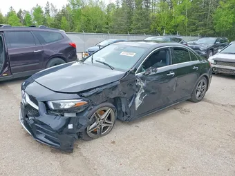 2020 Mercedes-Benz A-Class W1K3G4FB9LW044675