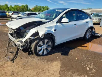 2022 Tesla Model Y 7SAYGDEE7NF364440 Lot 54985436