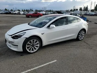 2018 Tesla Model 3 5YJ3E1EA0JF018426 Lot 92942815