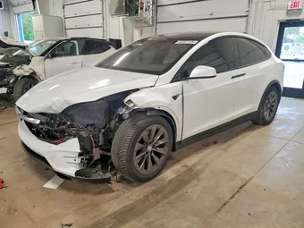 2019 Tesla Model X 5YJXCAE20KF197164
