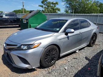 2018 Toyota Camry 4T1B11HK7JU620836 Lot 56643066