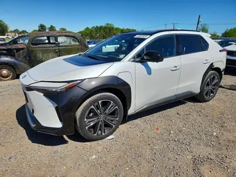 2023 Toyota bZ4X JTMABACA0PA032136