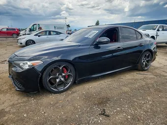 2017 Alfa Romeo ZARFAEEN4H7544406