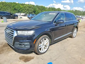 2018 Audi Q7 WA1VAAF7XJD041026
