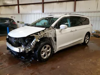 2017 Chrysler Pacifica 2C4RC1EG2HR599706 Lot 53881966
