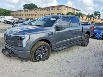 2025 Ford F-150 Lightning 1FT6W3LU7SWG24077
