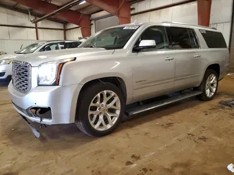 2019 GMC Yukon XL 1GKS2HKJ0KR385554