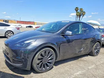 2024 Tesla Model Y 7SAYGDEF1RF094572 Lot 51004146