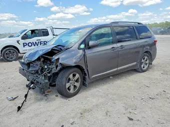 2017 Toyota Sienna 5TDKZ3DC9HS847340 Lot 53420386