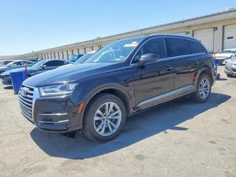 2017 Audi Q7 WA1AHAF7XHD042424