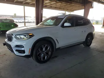 2021 BMW X3 5UXTS1C02M9E84281