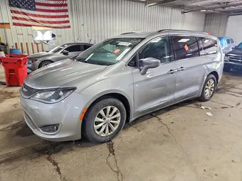 2017 Chrysler Pacifica 2C4RC1BG3HR539583 Lot 56181136