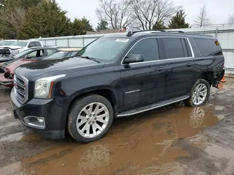 2020 GMC Yukon XL 1GKS2GKCXLR229017