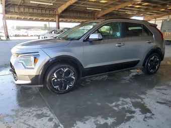 2023 Kia Niro EV KNDCR3L19P5071073