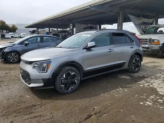 2024 Kia Niro EV KNDCR3L15R5099701