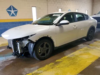 2025 Kia K4 3KPFT4DE8SE107841