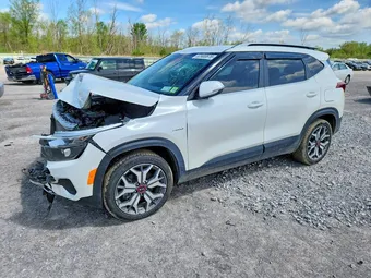 2021 Kia Seltos KNDEUCA28M7134943